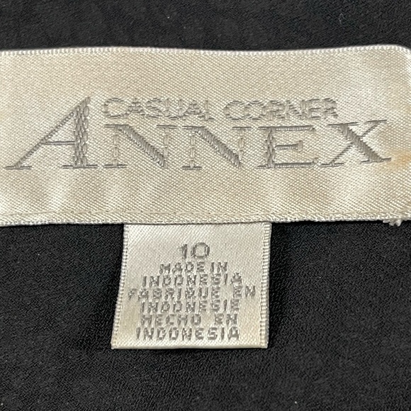 Casual Corner Annex Women's Snake Print Sleeveless V-Neck Top Size 10 - Picture 3 of 7